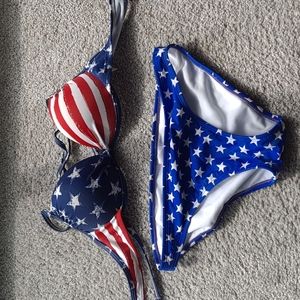 American flag 2 piece bikini. Xhilaration brand size medium.